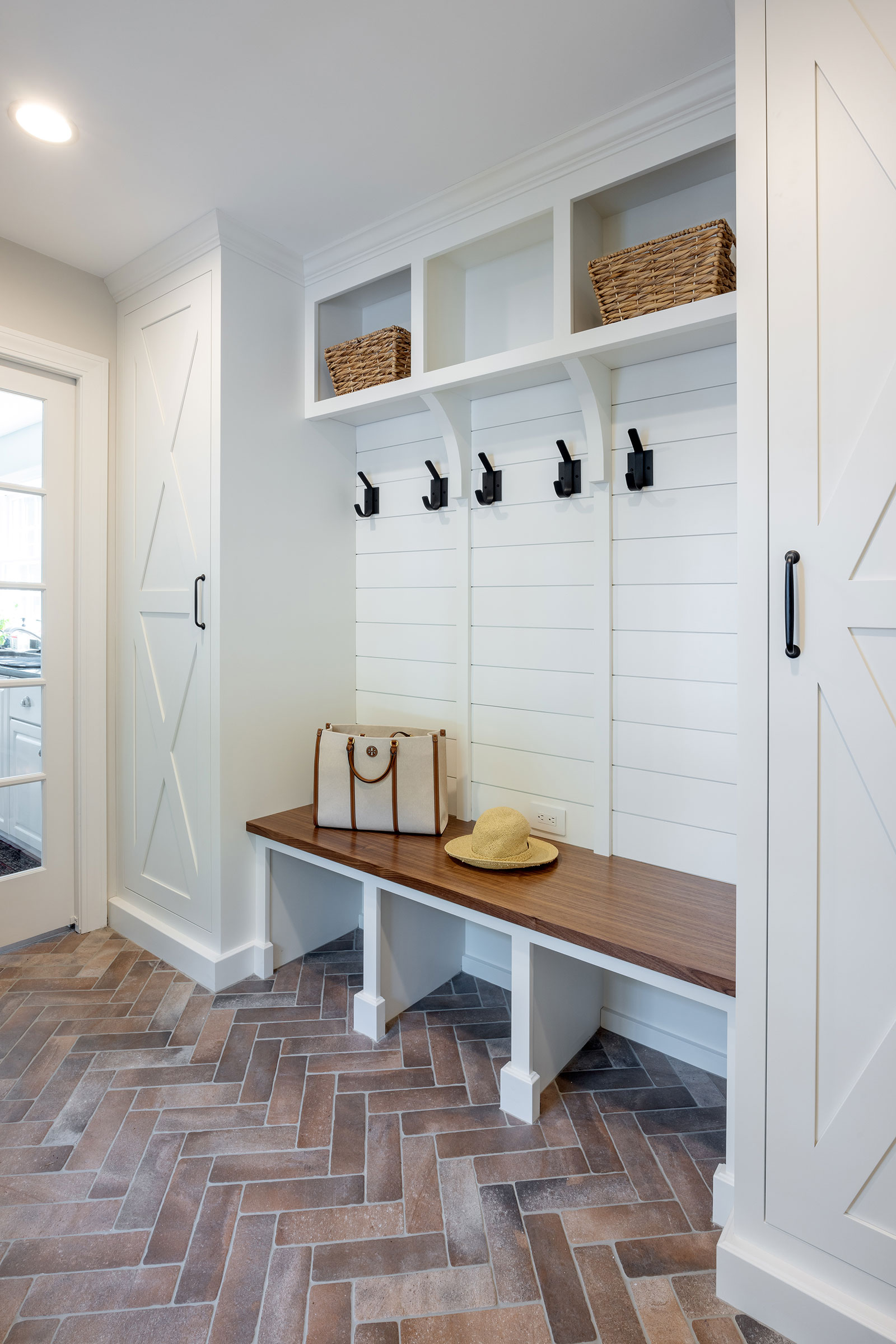 Top 10 Home Remodel Design Trends For 2024   Mudroom 