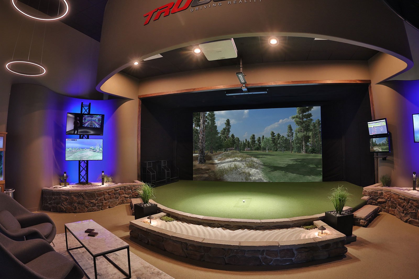 Why Home Golf Simulators Are So Popular with Home Additions