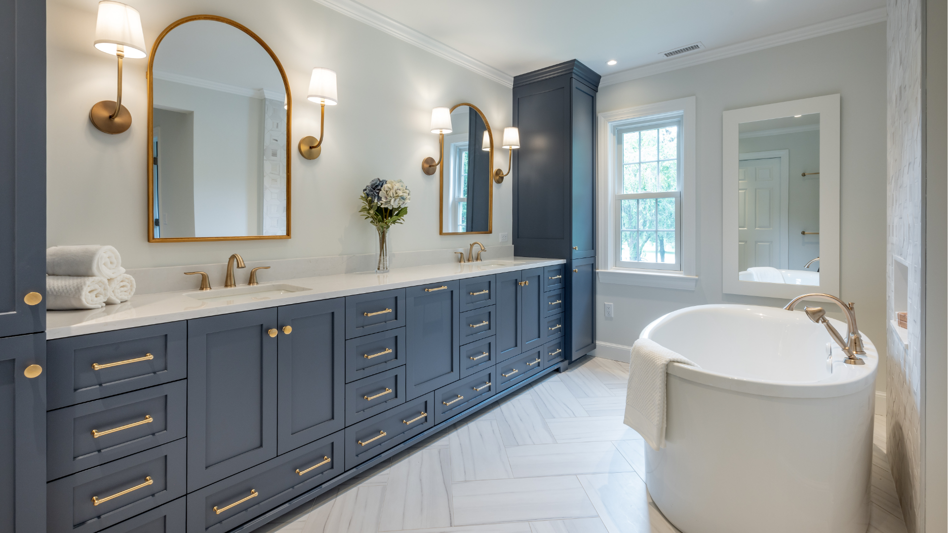 Case Study: Spacious Yet Dysfunctional Primary Bathroom Transformation